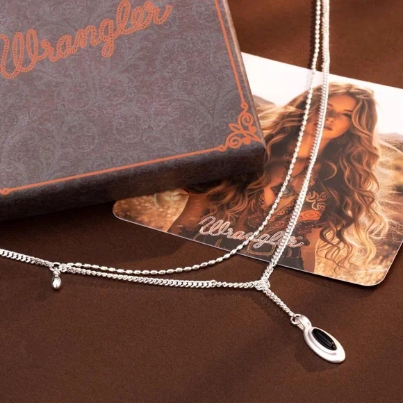 Montana West Wrangler Silver Necklace NIB - Picture 4 of 5